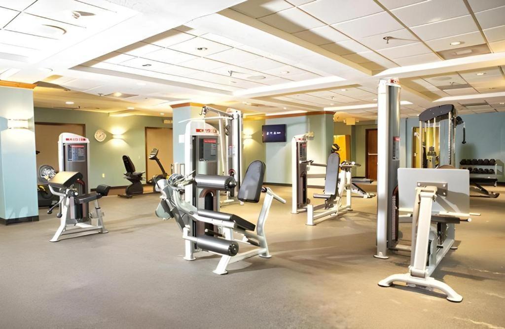 Clarion Hotel & Suites Conference Center Memphis Airport Екстер'єр фото