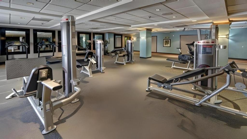 Clarion Hotel & Suites Conference Center Memphis Airport Екстер'єр фото